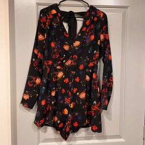 Gianni Bini Long Sleeve Floral Romper